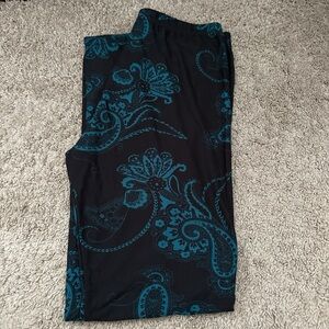 Leggings Depot Black Leggings with Teal Floral Paisley Print